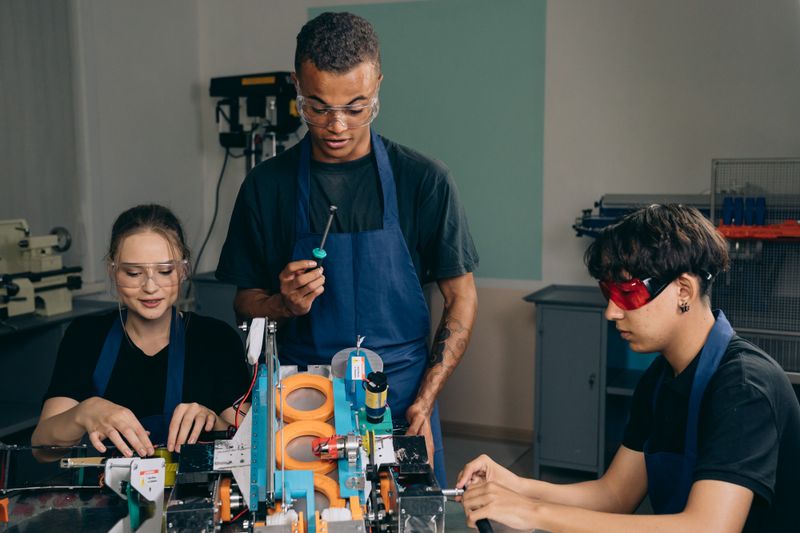 Students working on an engineering internship project